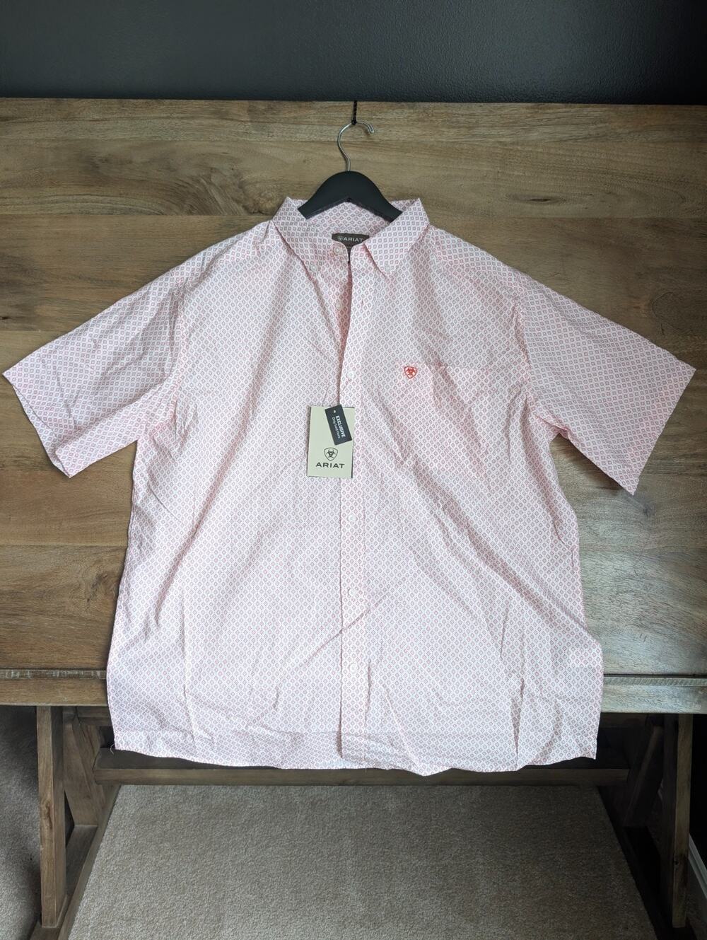 Ariat Western Shirt Mens XL Sylvester Red Printed Short Sleeve Button Down NWT